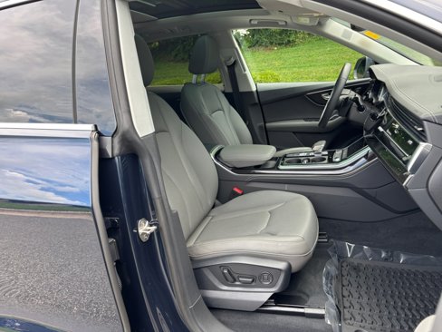 Certified 2025 Audi Q8 Premium Plus image 28