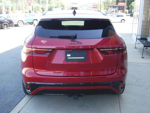Used 2025 Jaguar F-PACE R-Dynamic S image 11