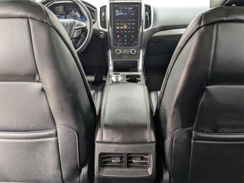 Used 2024 Ford Edge Titanium image 31
