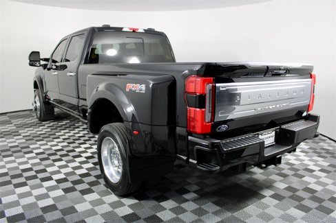 Used 2024 Ford F450 Platinum w/ FX4 Off-Road Package image 6