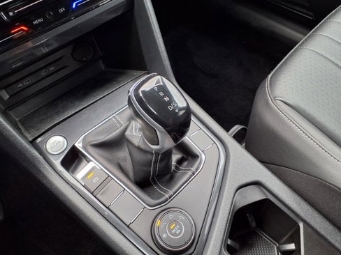 Certified 2022 Volkswagen Tiguan SE image 22