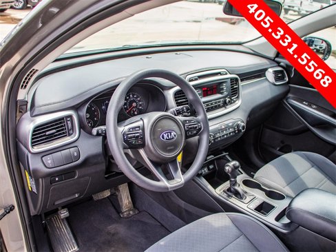 Used 2017 Kia Sorento L image 26