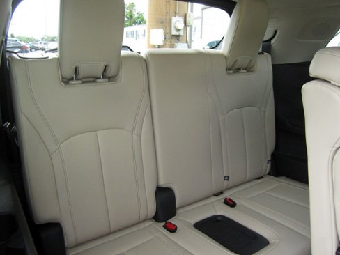 Used 2023 INFINITI QX60 Sensory w/ Cargo Package image 24