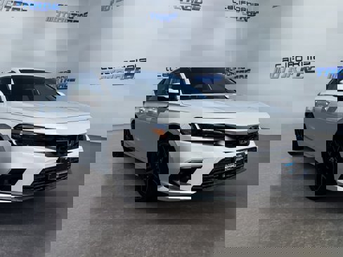 Used 2024 Honda Civic Sport Touring image 3
