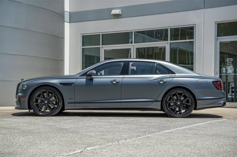 New 2025 Bentley Flying Spur Plug-In Hybrid image 14