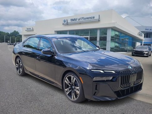 New 2025 BMW 760i xDrive image 1