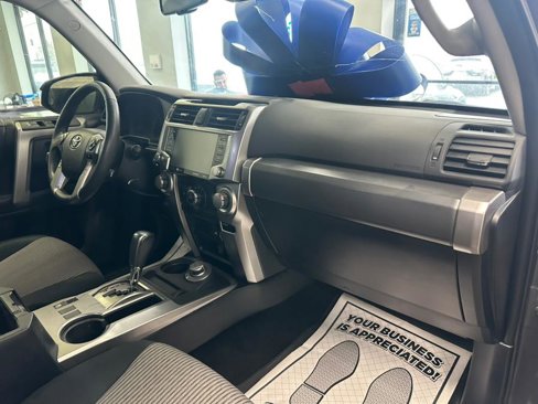 Used 2022 Toyota 4Runner SR5 image 27