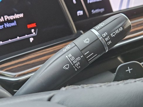 Certified 2024 Cadillac Escalade Premium Luxury image 31