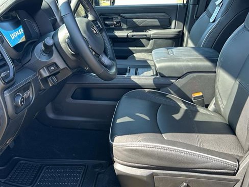 New 2025 RAM 3500 Limited image 15
