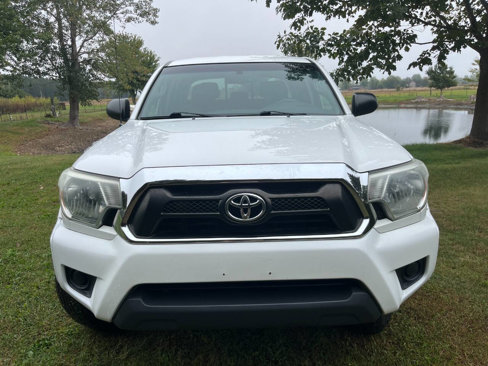 Used 2013 Toyota Tacoma 4x4 Double Cab image 2