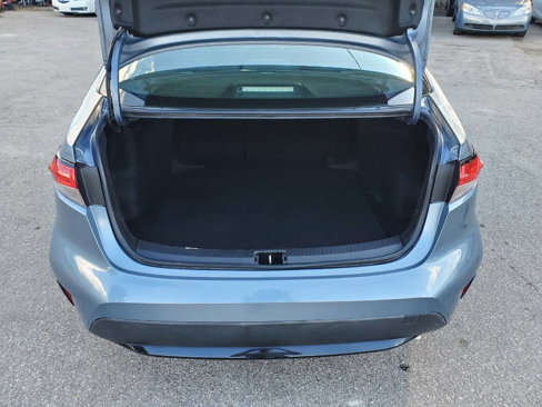 Used 2020 Toyota Corolla LE image 16