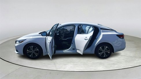 Used 2022 Nissan Sentra SV image 10
