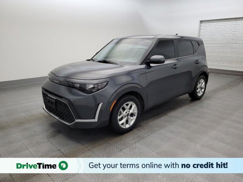 Used 2023 Kia Soul S image 1