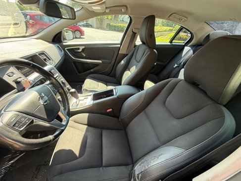 Used 2012 Volvo S60 T5 w/ Climate Pkg image 13
