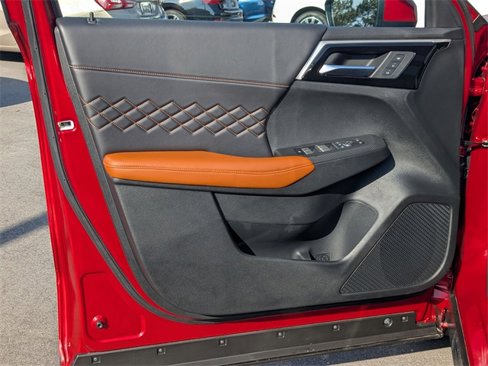 New 2025 Mitsubishi Outlander SEL image 11
