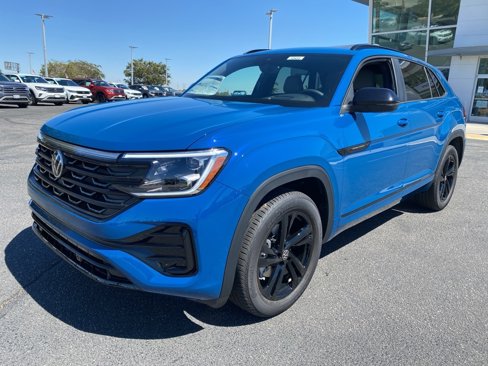 New 2026 Volkswagen Atlas Cross Sport SEL R-Line image 3