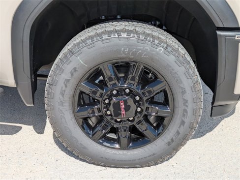 New 2026 GMC Sierra 2500 AT4 w/ AT4 Premium Plus Package image 11