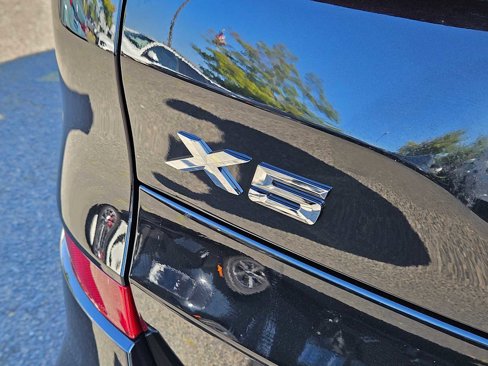 New 2026 BMW X5 xDrive40i w/ M Sport Package image 16
