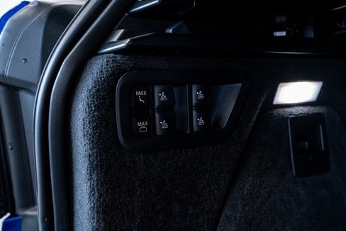 Used 2024 BMW ALPINA XB7 image 71