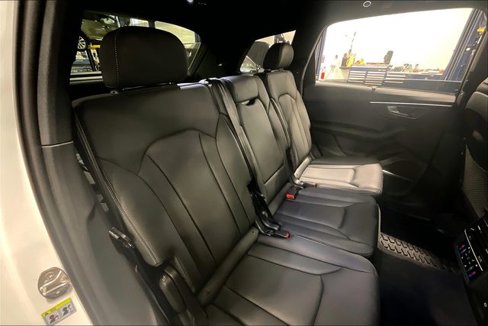 Certified 2025 Audi Q7 3.0T Prestige w/ Prestige Package image 27