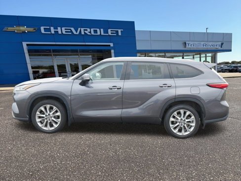 Used 2023 Toyota Highlander Limited image 2