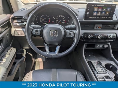 Used 2023 Honda Pilot Touring image 16