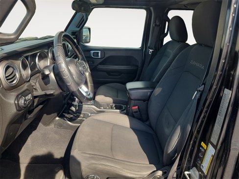Used 2020 Jeep Wrangler Unlimited Sahara image 9