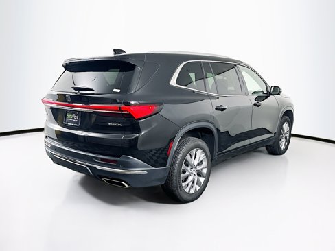 Used 2025 Buick Enclave Preferred image 9