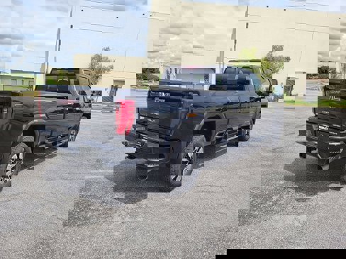 New 2026 GMC Sierra 3500 Denali w/ Denali Reserve Package image 5