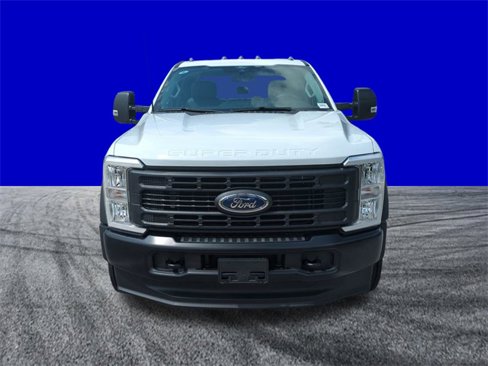 New 2026 Ford F450 2WD Crew Cab Super Duty image 9