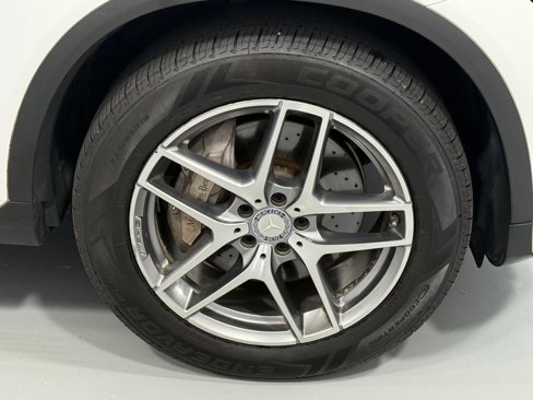 Used 2016 Mercedes-Benz GLC 300 4MATIC image 34