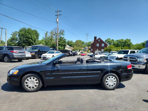Used 2006 Chrysler Sebring Limited image 1