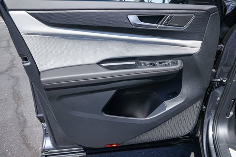 New 2025 Volkswagen Atlas Cross Sport SEL Premium R-Line image 37