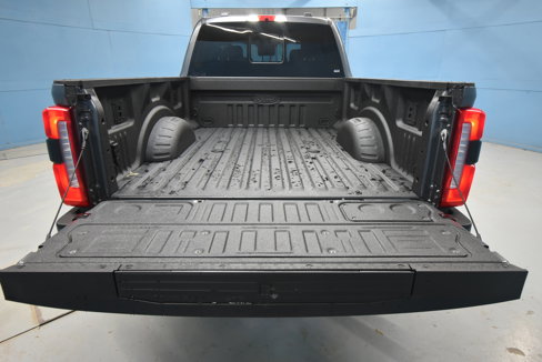 New 2025 Ford F250 Lariat w/ Lariat Ultimate Package image 35