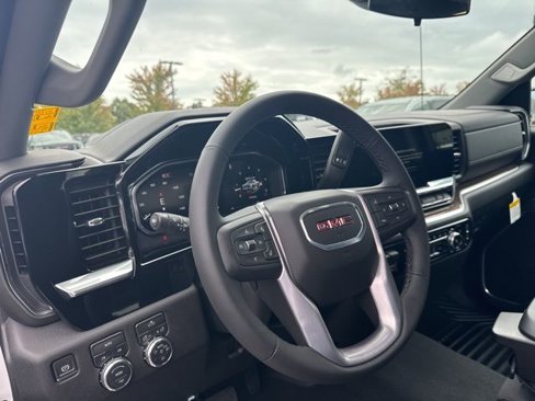 New 2026 GMC Sierra 1500 Elevation image 12