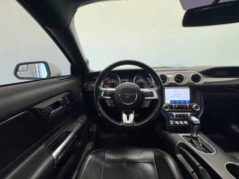 Used 2020 Ford Mustang GT Premium image 20