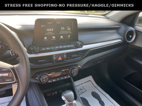 Used 2019 Kia Forte LXS image 18