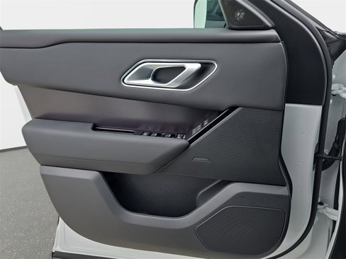 New 2026 Land Rover Range Rover Velar Dynamic SE image 27