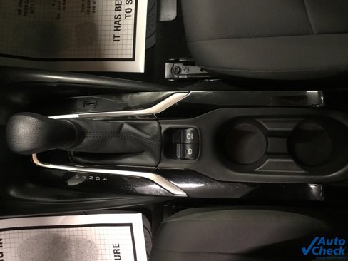 Used 2021 Toyota Corolla LE image 46