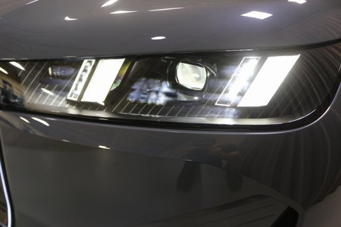 New 2026 BMW iX xDrive45 image 8