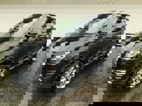 Used 2019 Lincoln MKC Select w/ Select Plus Package image 2