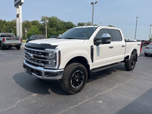 Used 2025 Ford F250 Lariat w/ Lariat Ultimate Package image 4