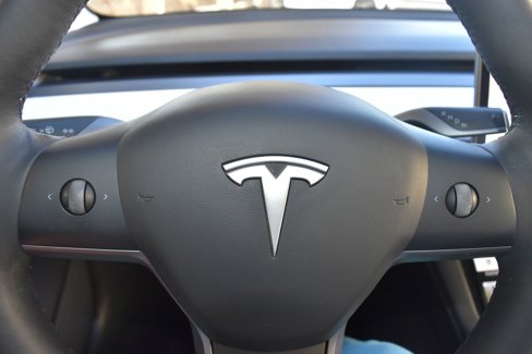 Used 2023 Tesla Model 3 Standard Range image 11