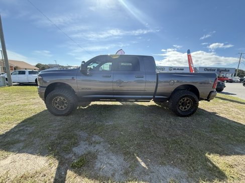 New 2025 RAM 2500 Laramie image 4