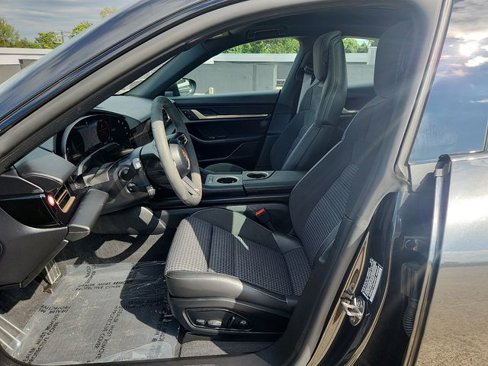Used 2025 Porsche Taycan 4S image 5