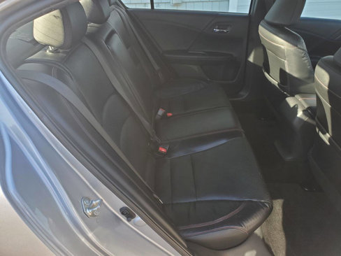 Used 2017 Honda Accord Sport Special Edition image 12