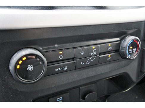 Used 2023 Ford F150 XLT image 26