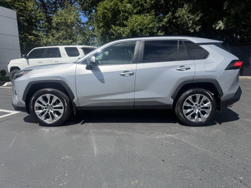 Used 2023 Toyota RAV4 XLE Premium image 2