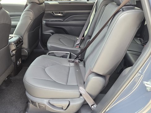 New 2026 Toyota Grand Highlander Limited image 5