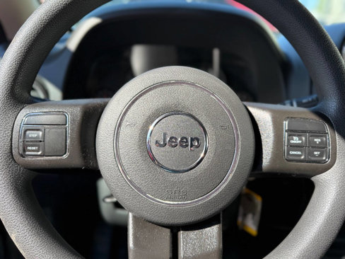 Used 2016 Jeep Patriot Sport image 27